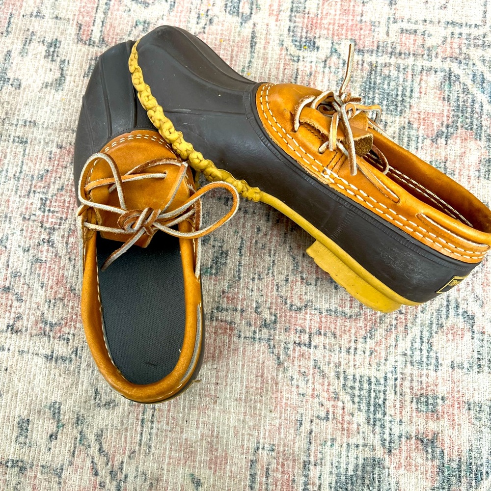 Women’s LL Bean Boot, size 8